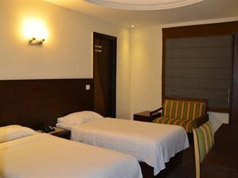Fabhotel Marble Arch Karol Bagh Delhi  Buitenkant foto