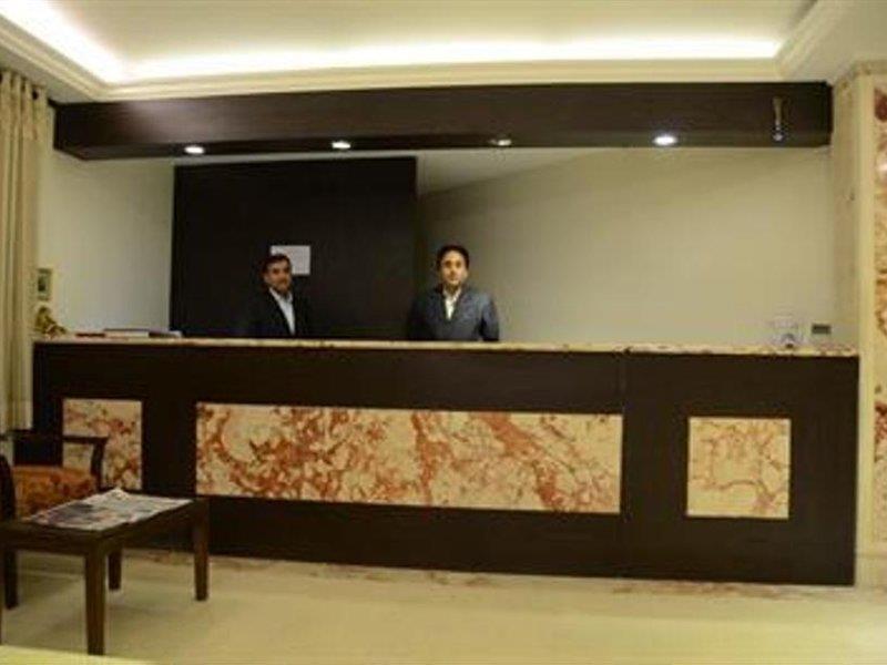 Fabhotel Marble Arch Karol Bagh Delhi  Buitenkant foto