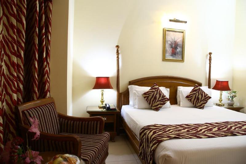 Fabhotel Marble Arch Karol Bagh Delhi  Buitenkant foto